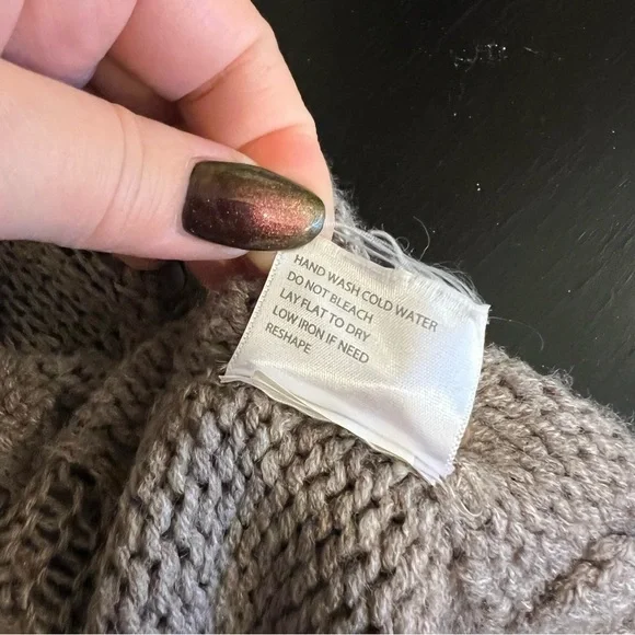 Tribal Lagenlook double breasted buttondown poncho cardigan, chunky knit OS - Picture 10 of 11